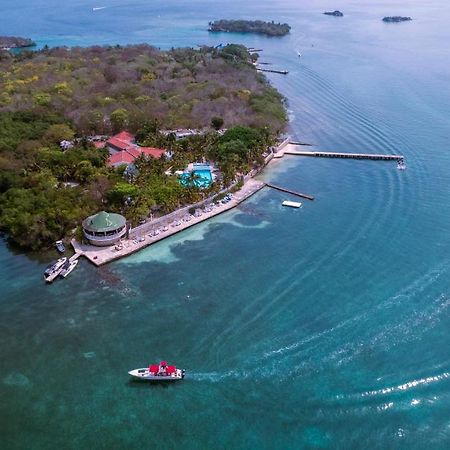 Hotel Cocoliso Island Resort Isla Grande  Exterior foto