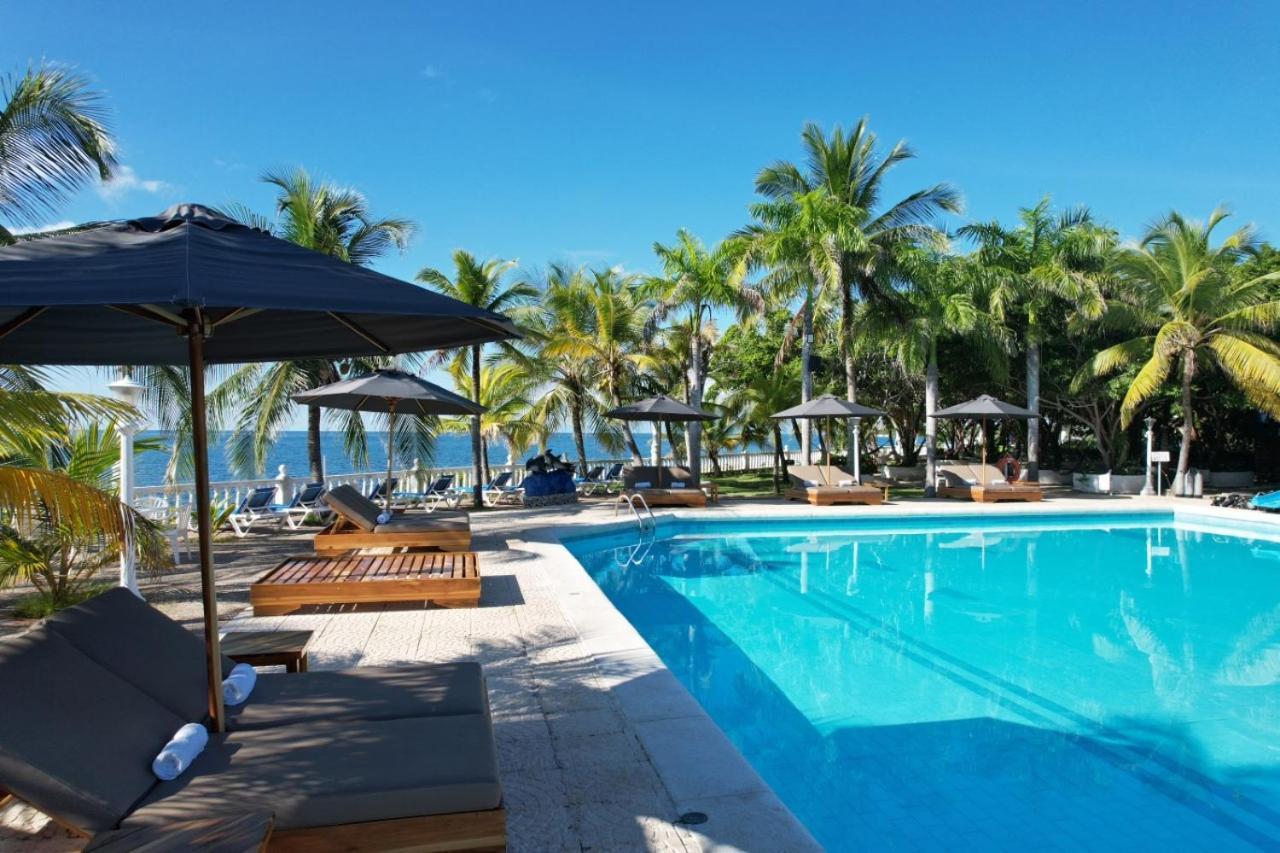 Hotel Cocoliso Island Resort Isla Grande  Exterior foto