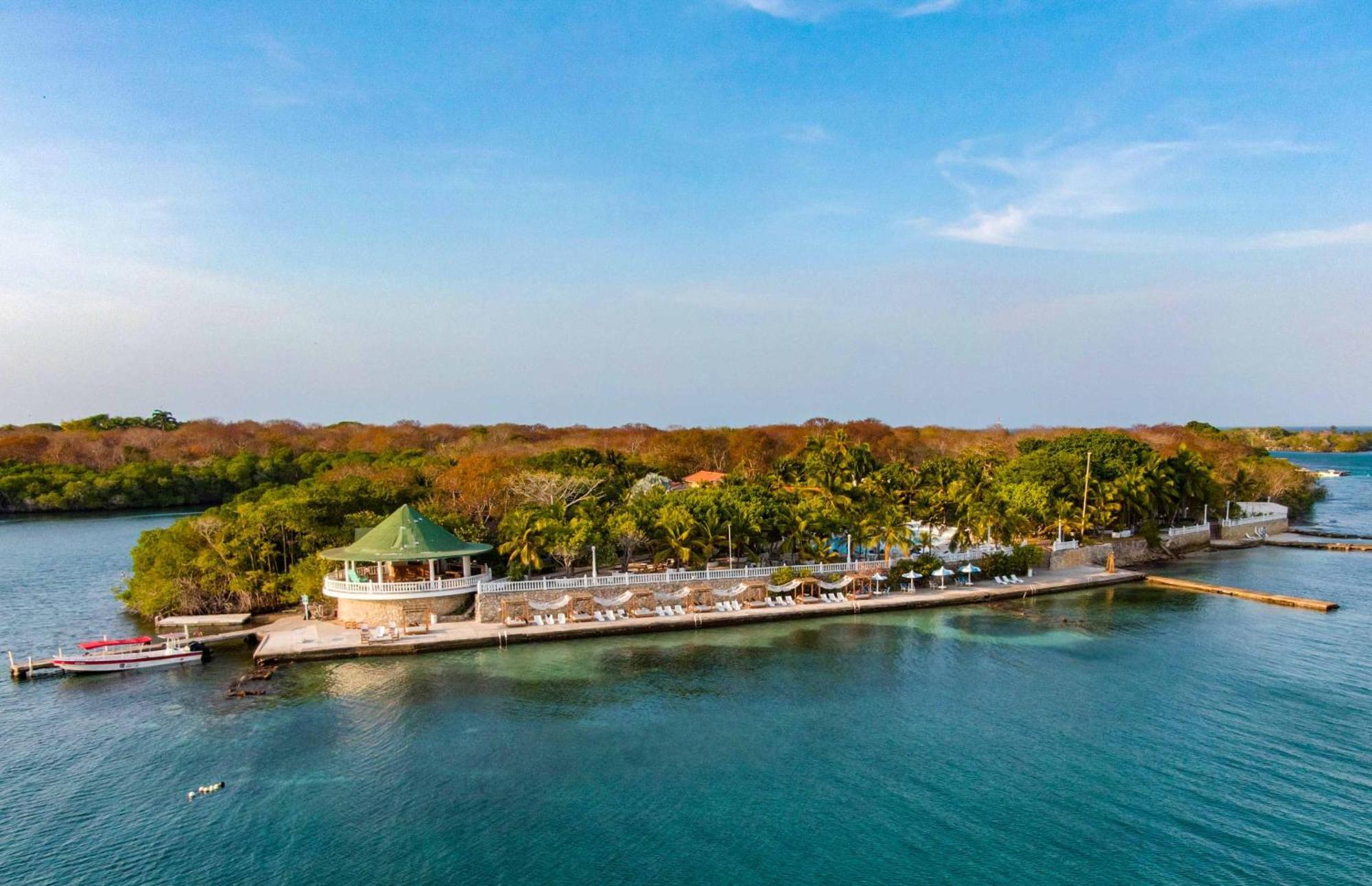 Hotel Cocoliso Island Resort Isla Grande  Exterior foto